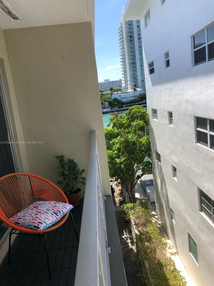 1441 Lincoln Rd # 409