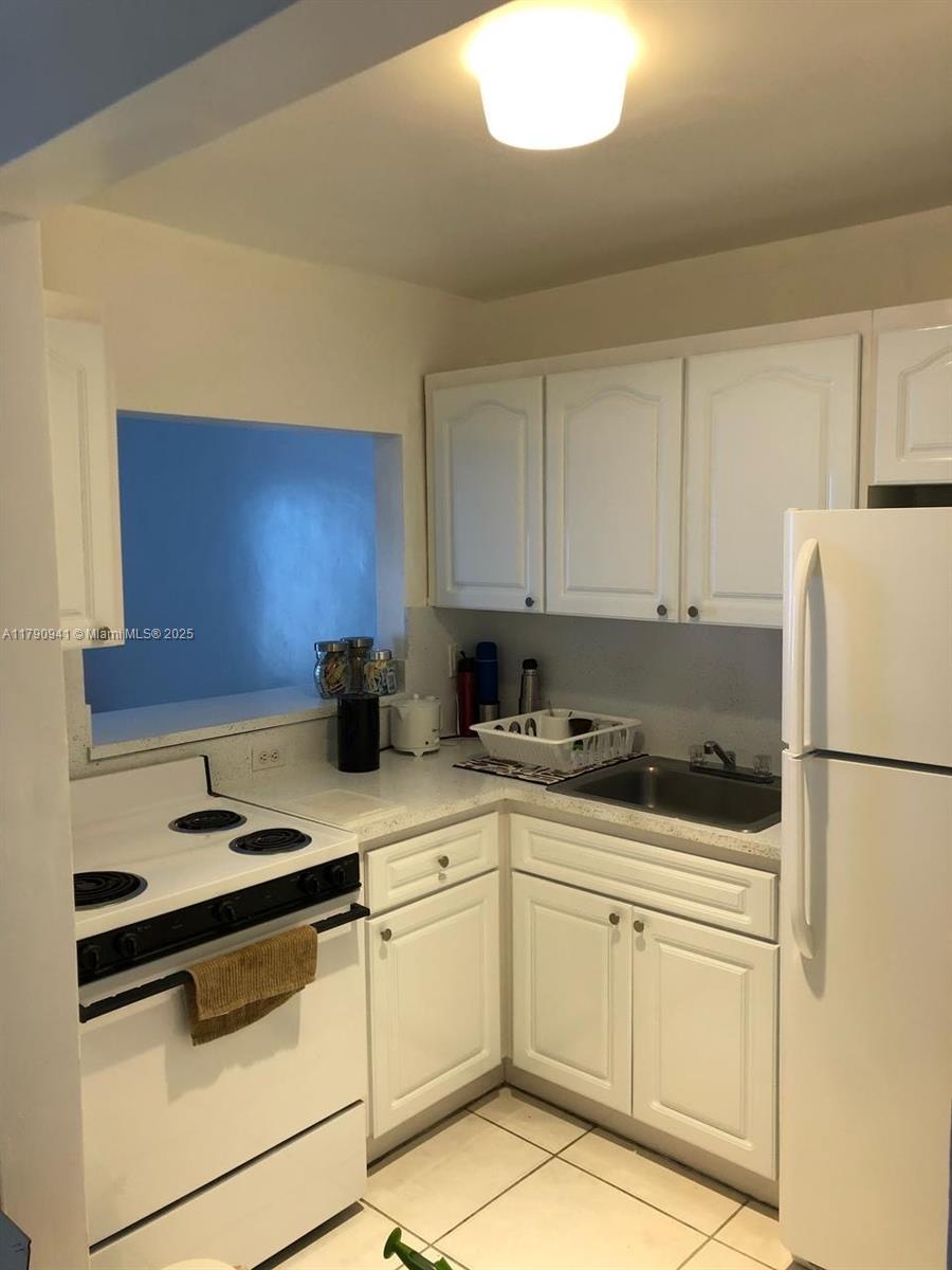 1441 Lincoln Rd # 409
