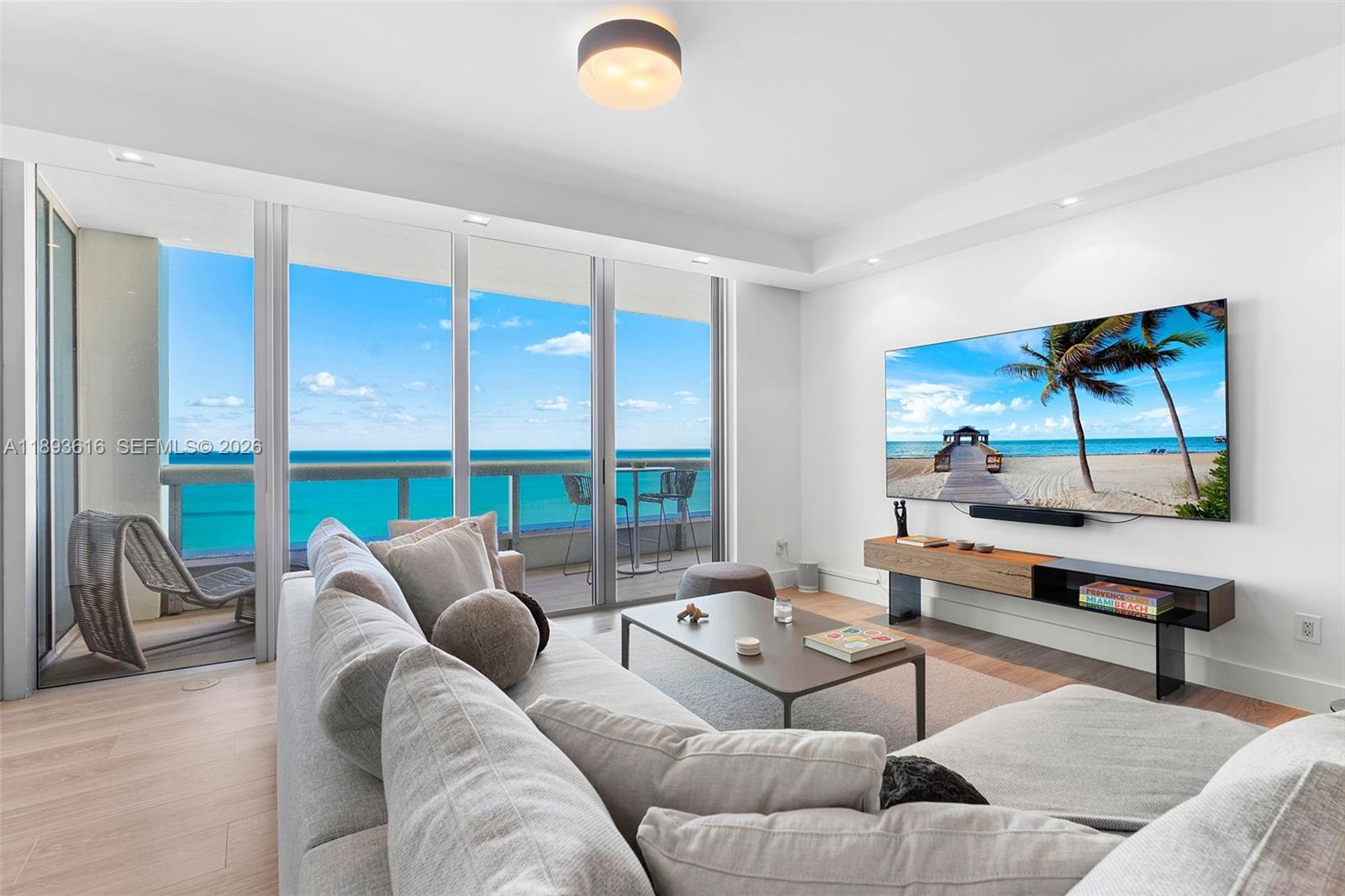 6899 Collins Ave # 2601