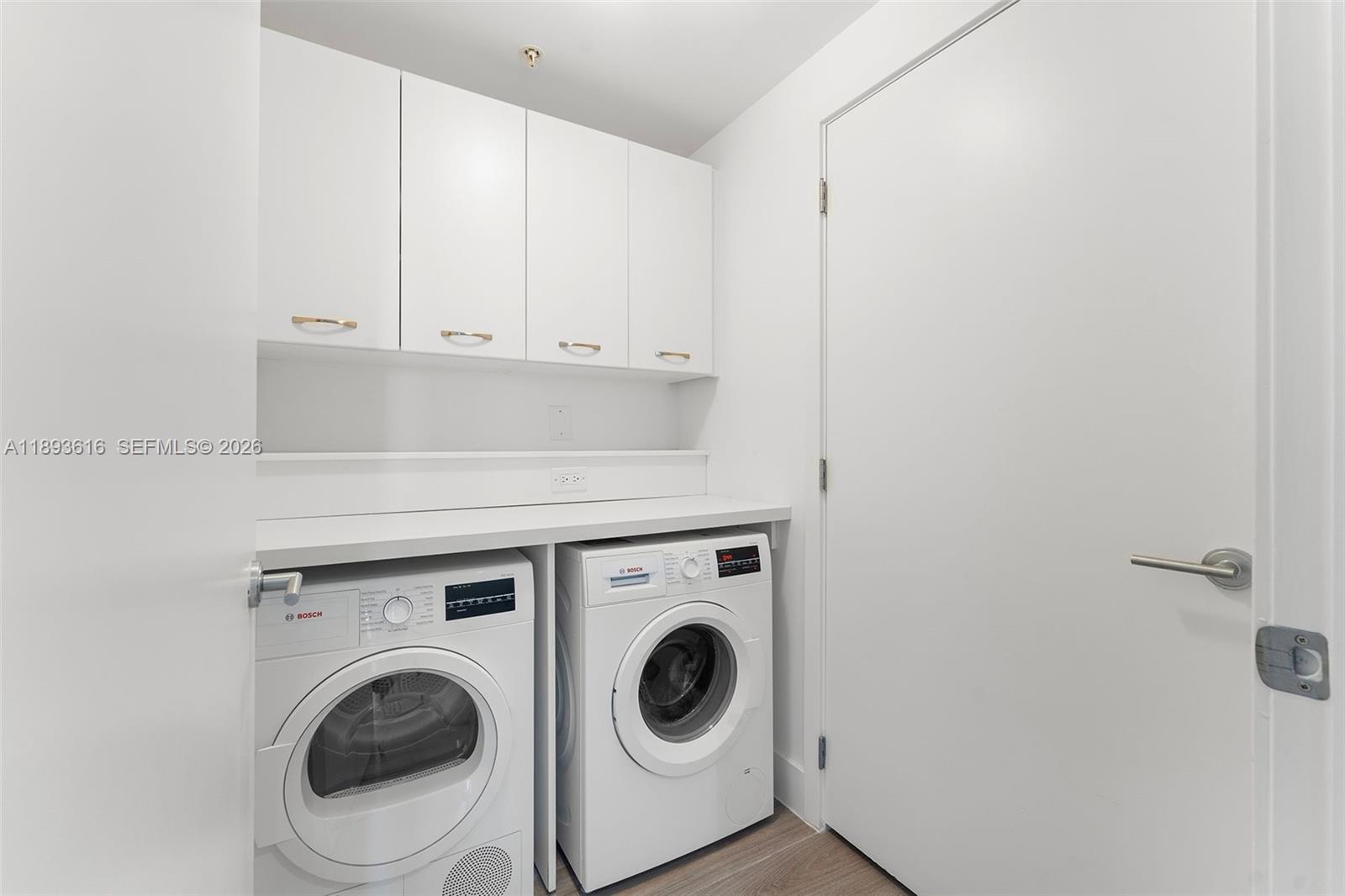 6899 Collins Ave # 2601