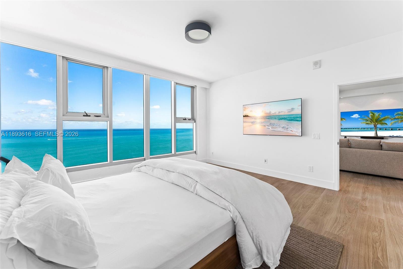 6899 Collins Ave # 2601