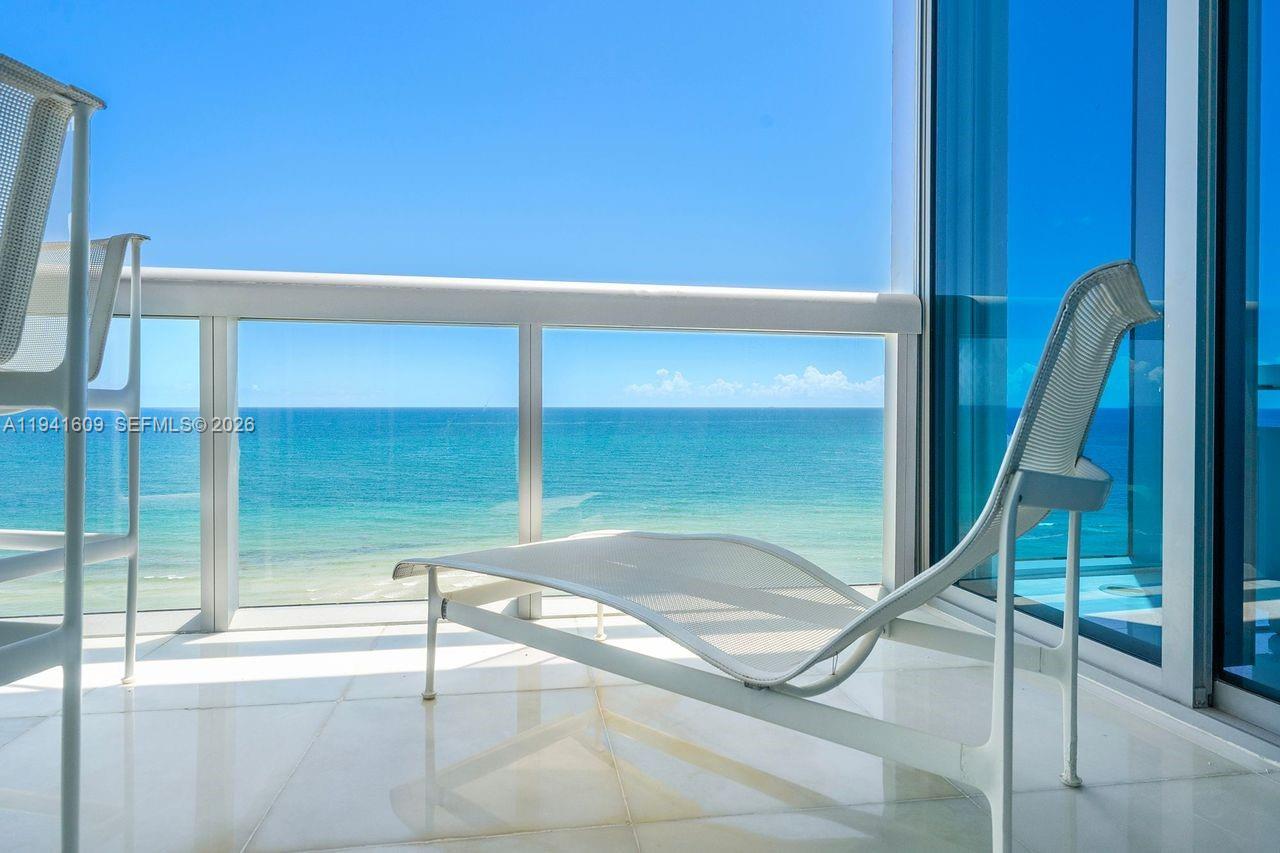 6899 Collins Ave # 1205