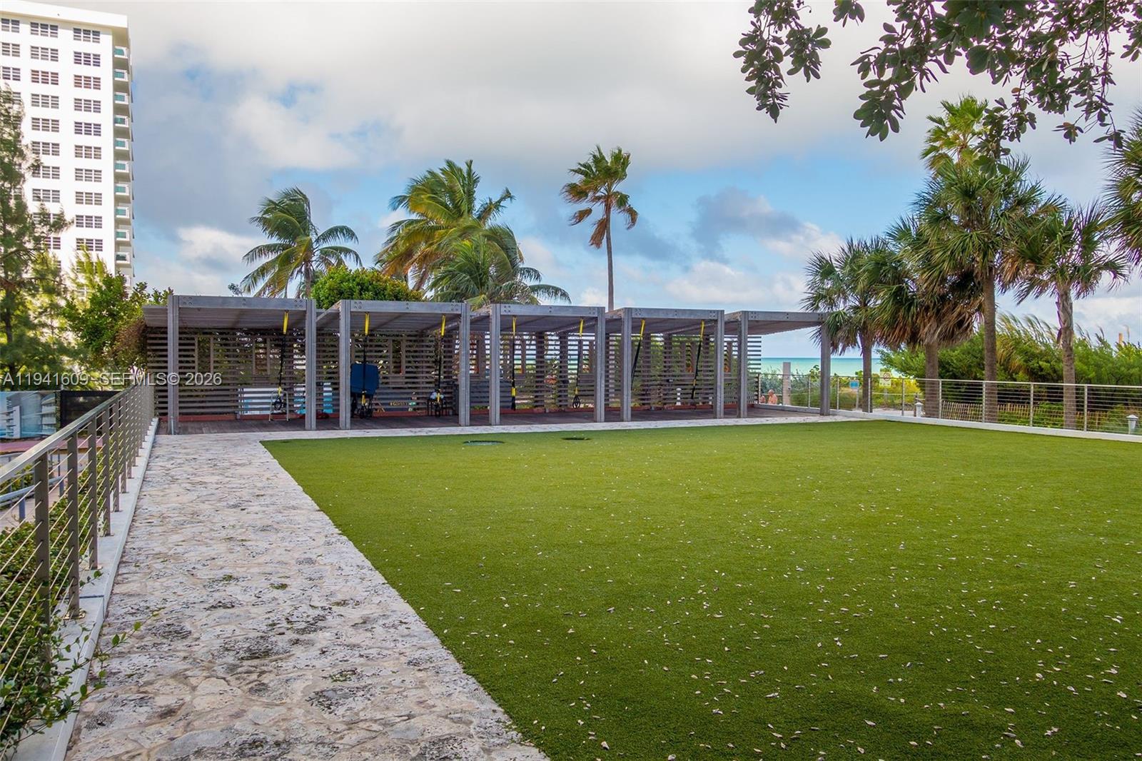 6899 Collins Ave # 1205