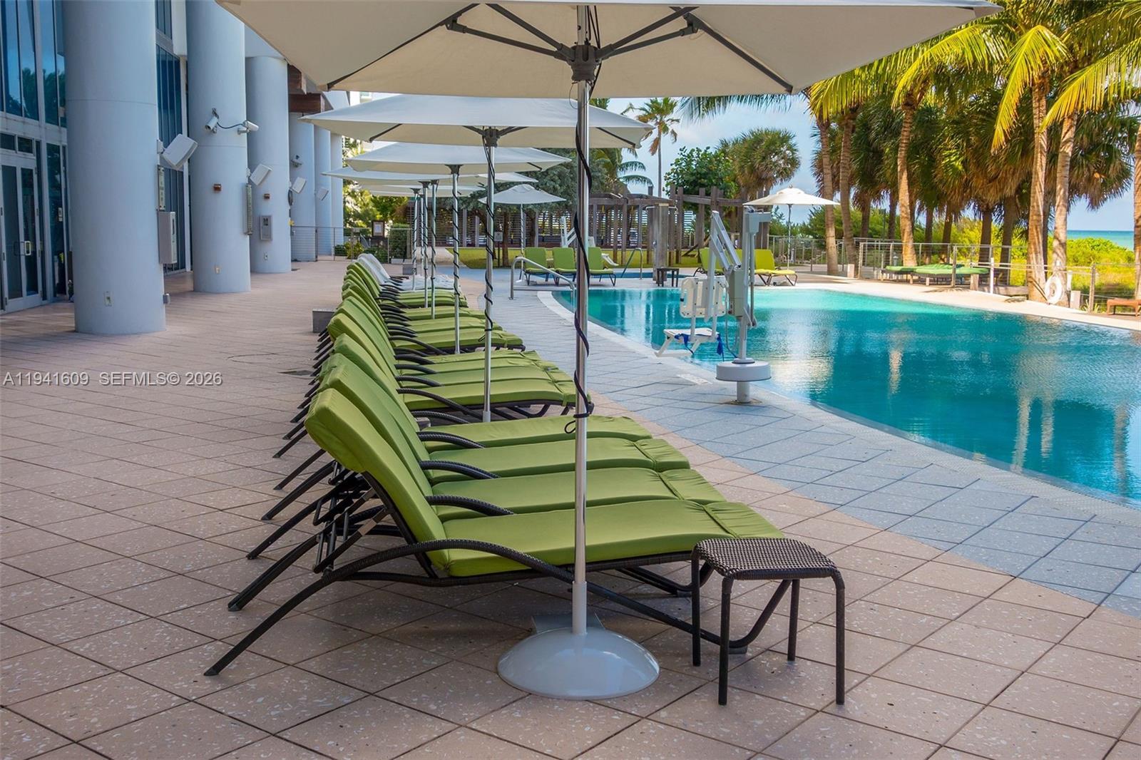 6899 Collins Ave # 1205