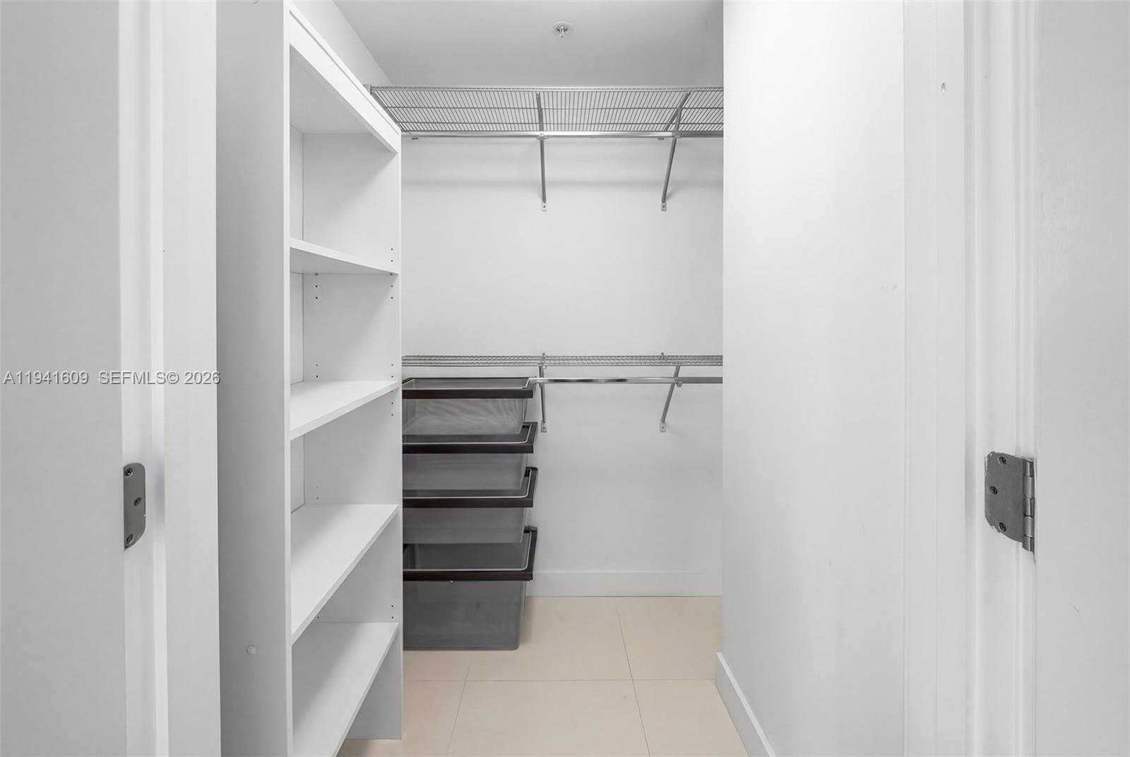 6899 Collins Ave # 1205