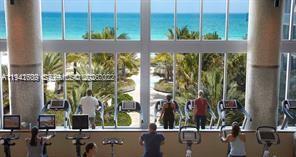 6899 Collins Ave # 1205