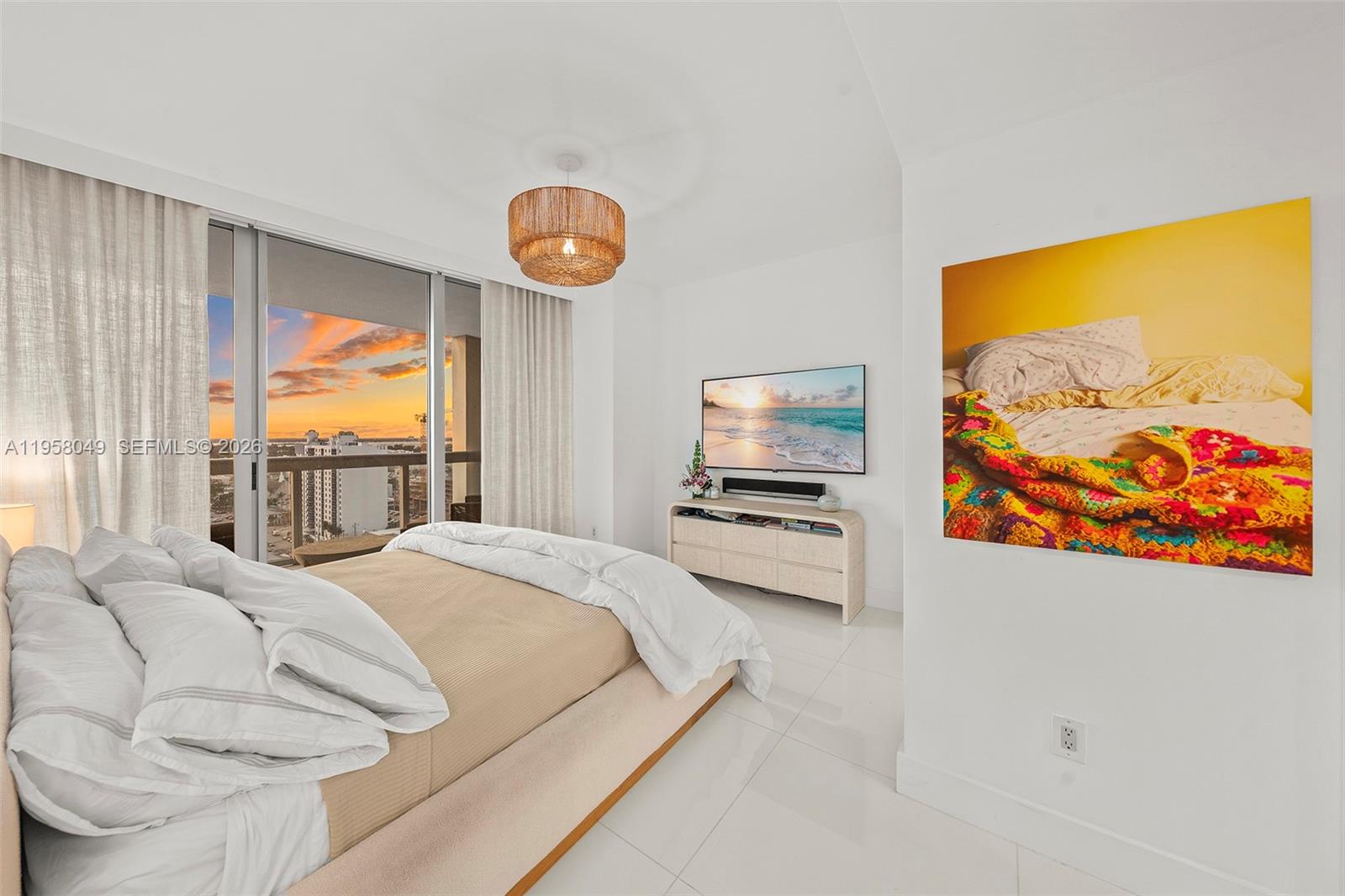 6899 Collins Ave # 1810