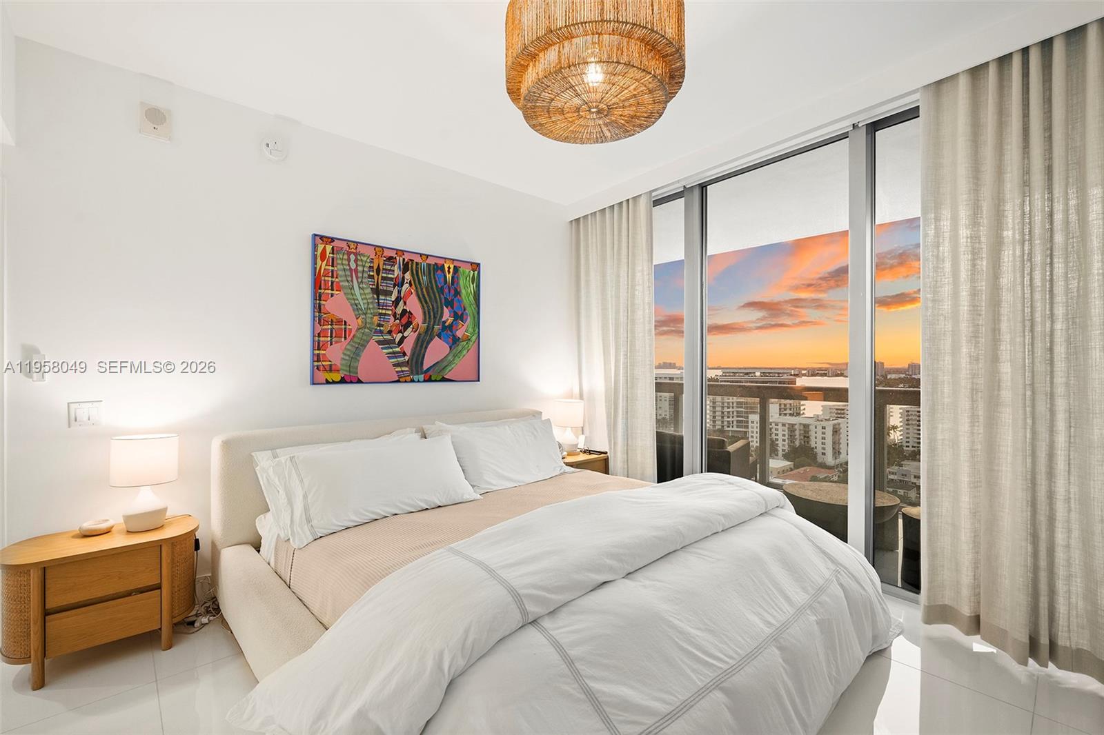 6899 Collins Ave # 1810