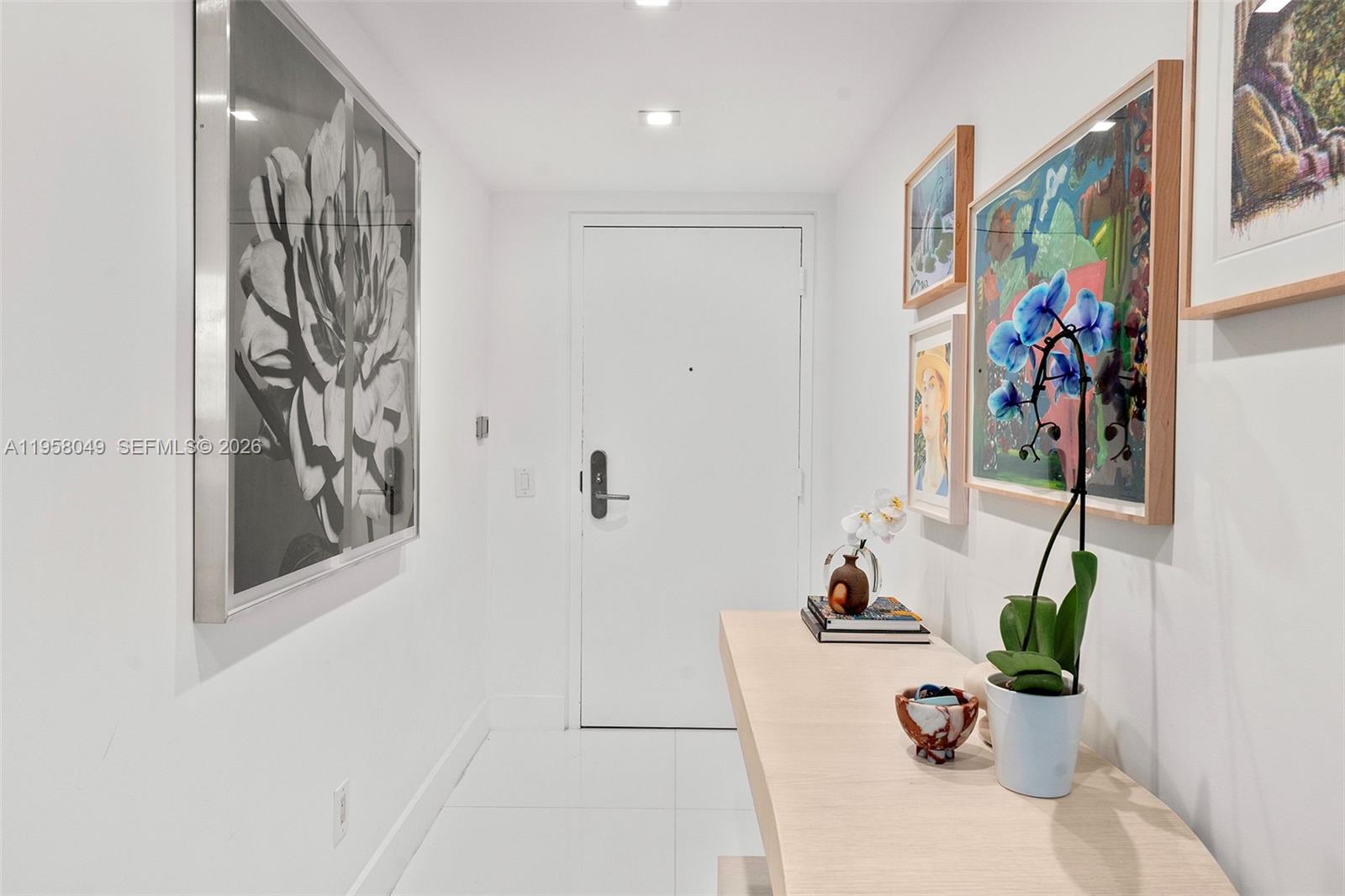 6899 Collins Ave # 1810