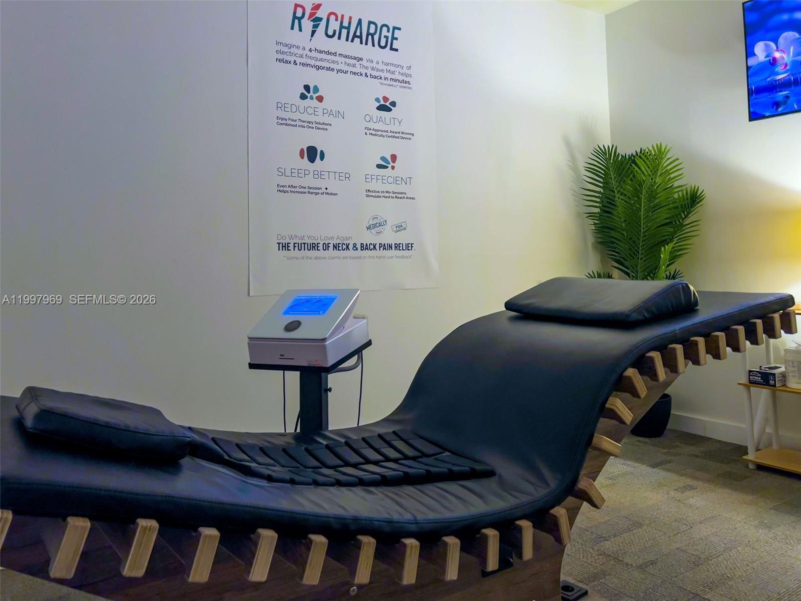 6899 Collins Ave # 1908