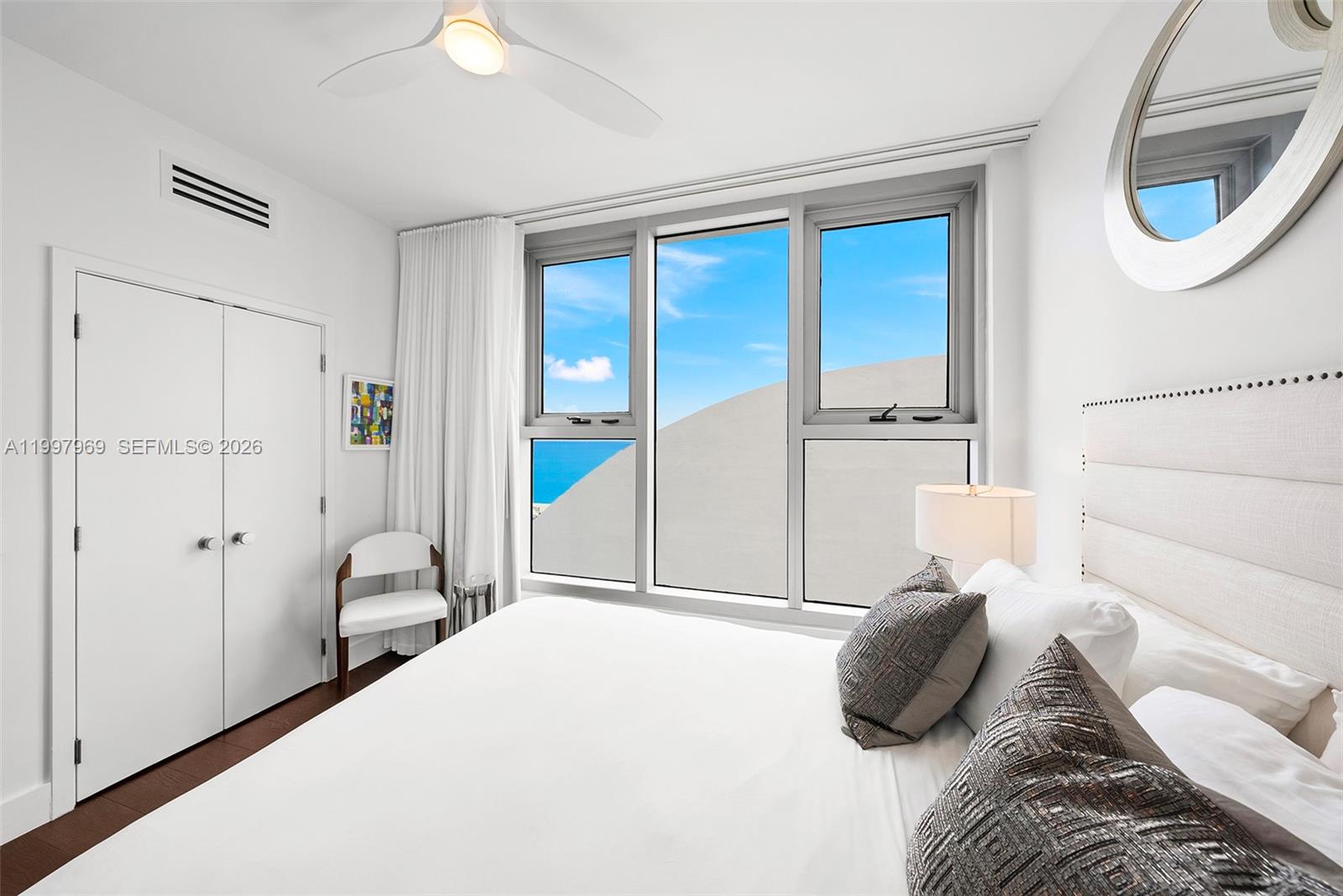 6899 Collins Ave # 1908