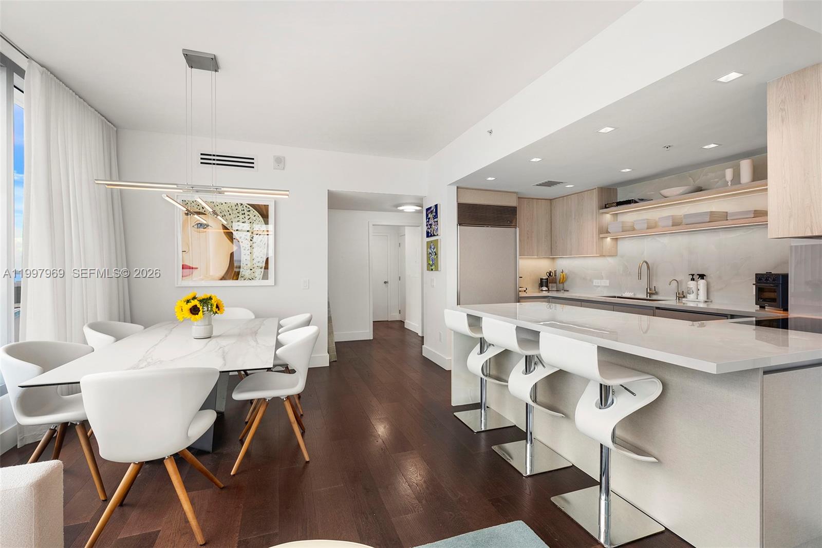 6899 Collins Ave # 1908