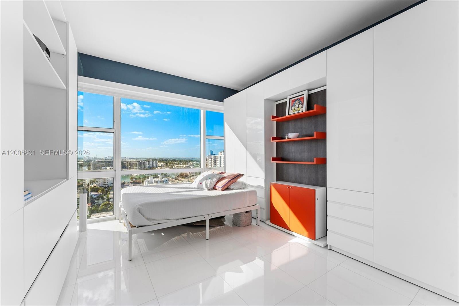 6801 Collins Ave Unit: PH01/02