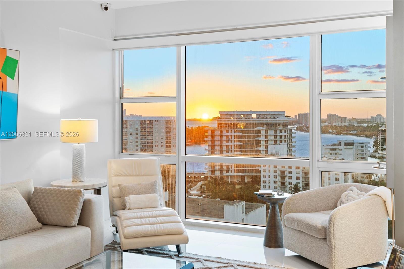 6801 Collins Ave Unit: PH01/02