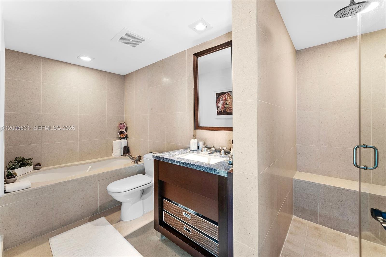 6801 Collins Ave Unit: PH01/02