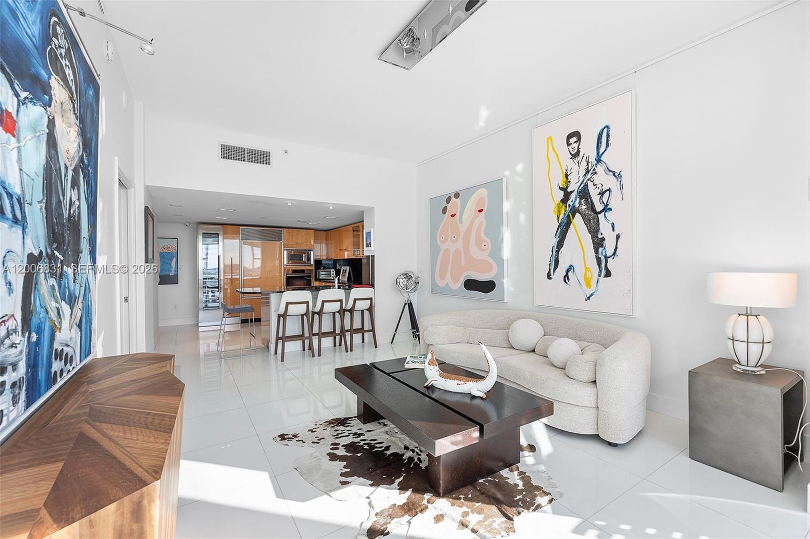 6801 Collins Ave Unit: PH01/02