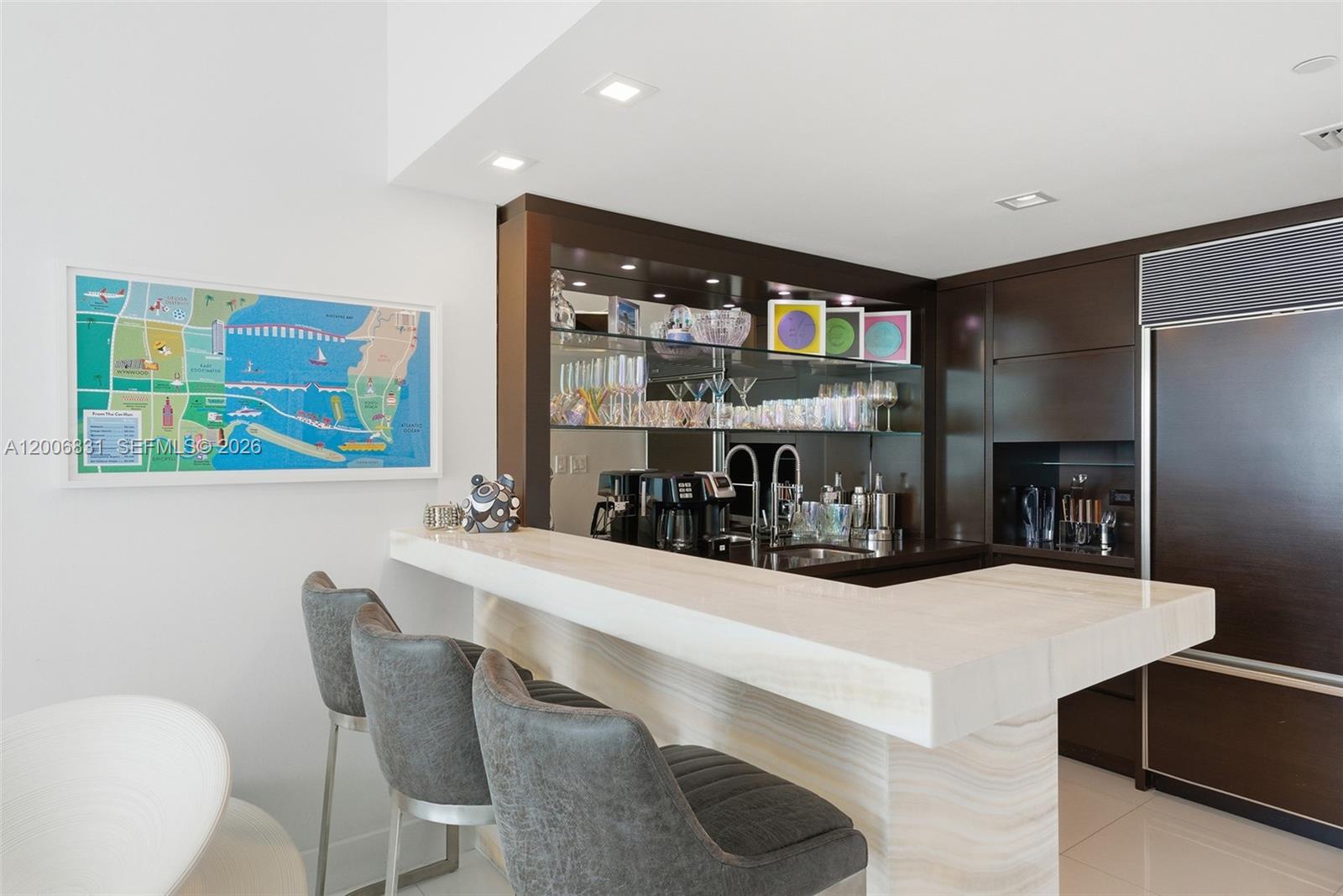 6801 Collins Ave Unit: PH01/02