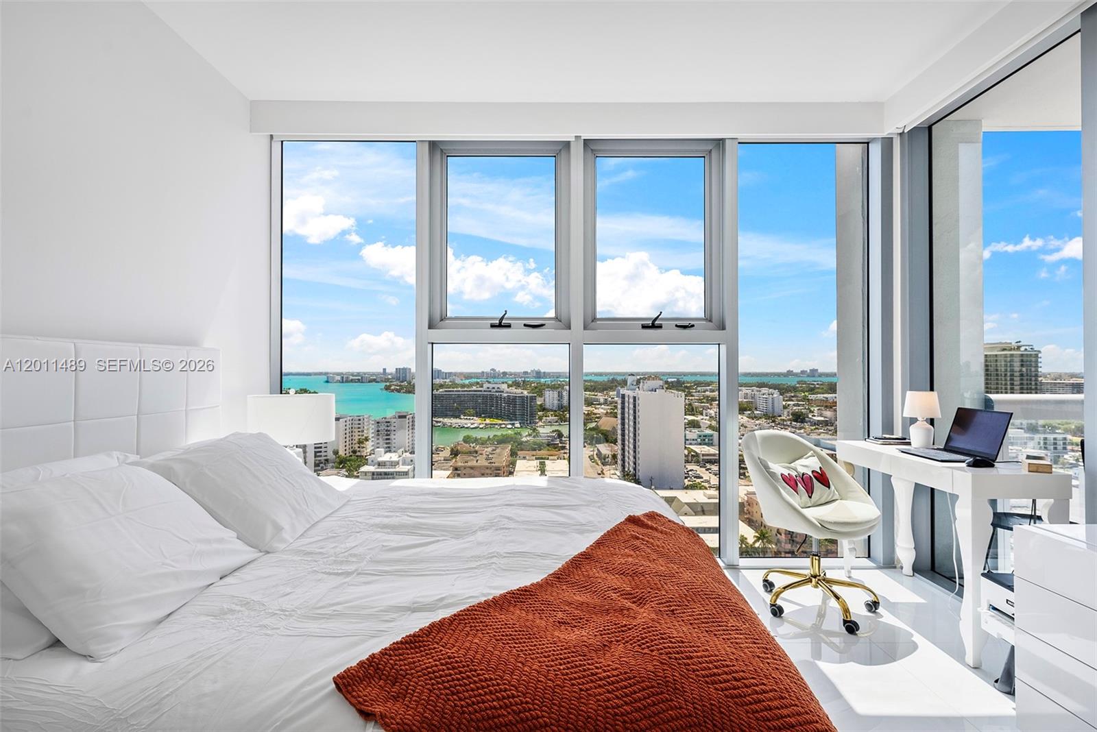 6899 Collins Ave # 2004