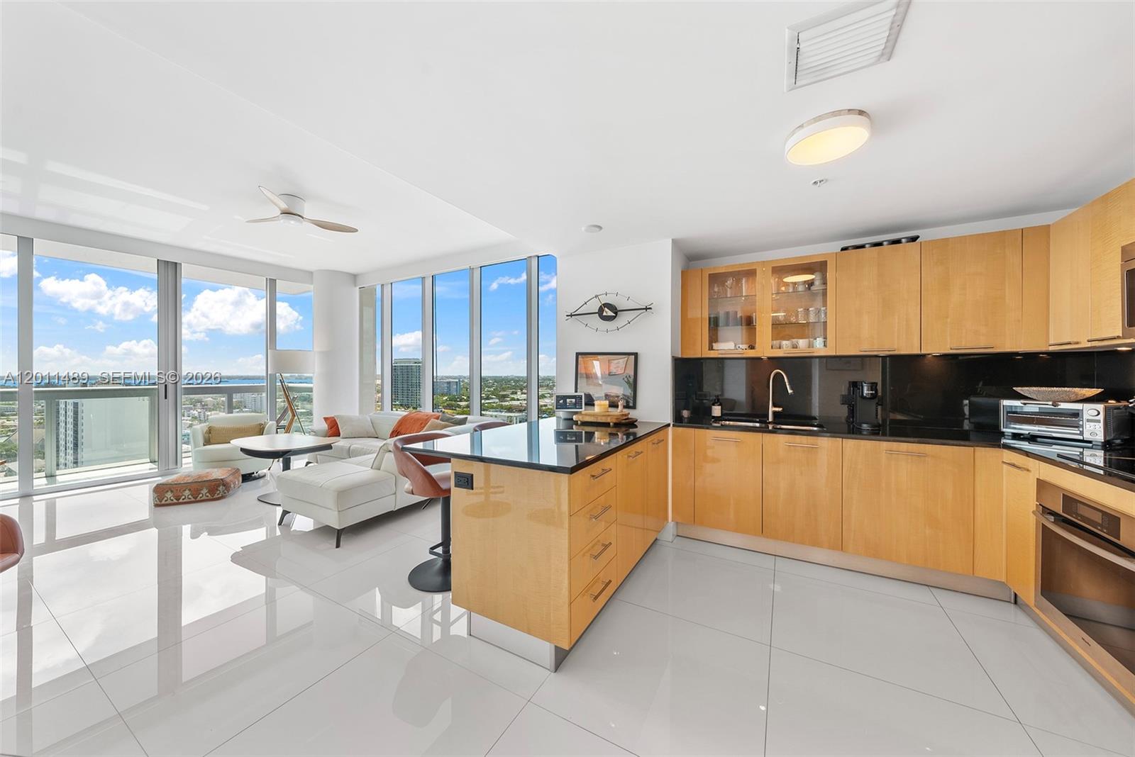6899 Collins Ave # 2004