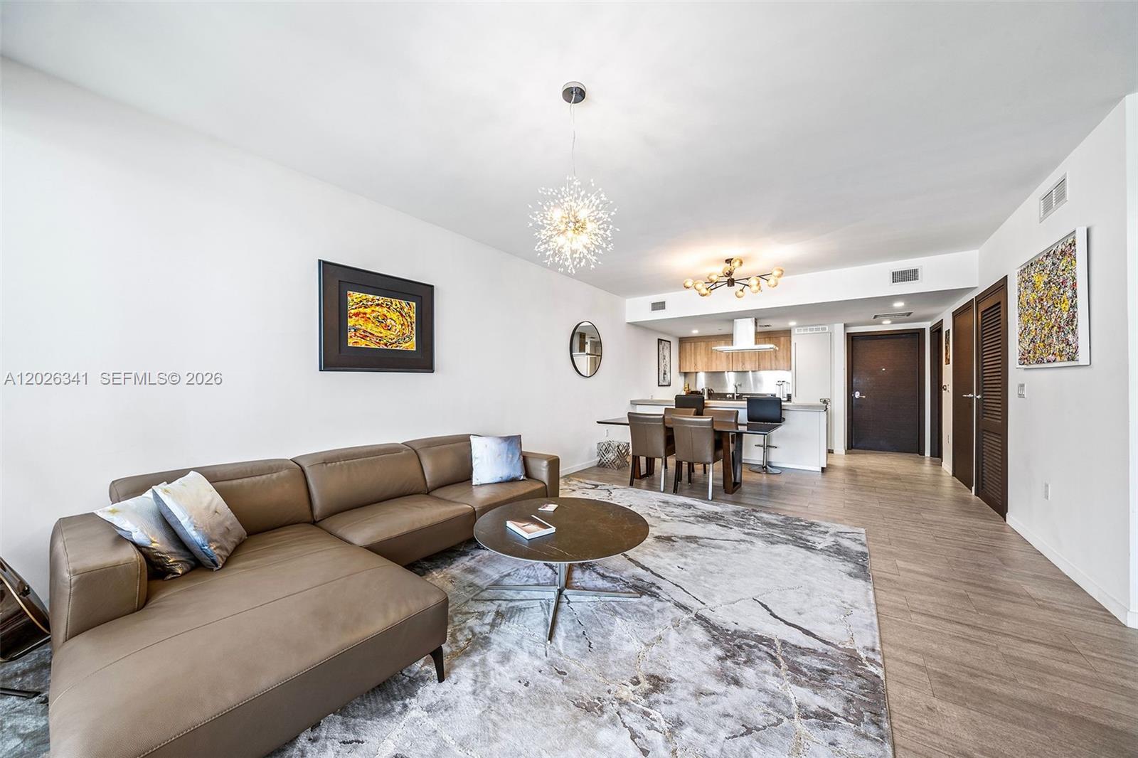 1000 Brickell Plz # 2111