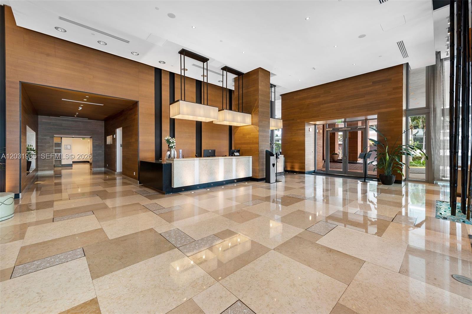 6899 Collins Ave # 1903