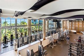 6799 Collins Ave # 804