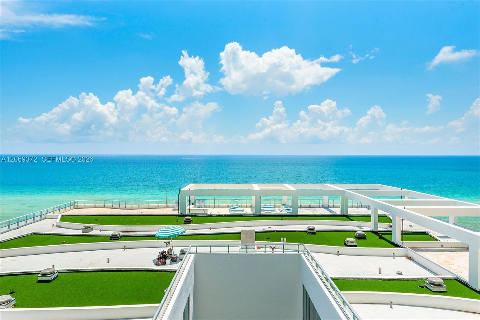 6799 Collins Ave # 804