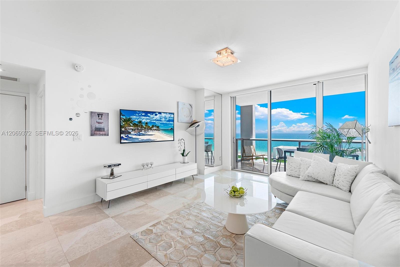 6799 Collins Ave # 804