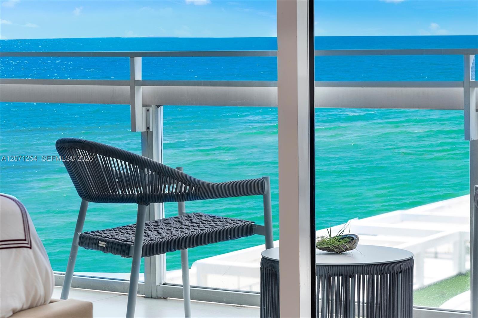 6801 Collins Ave Unit: 1206/1210