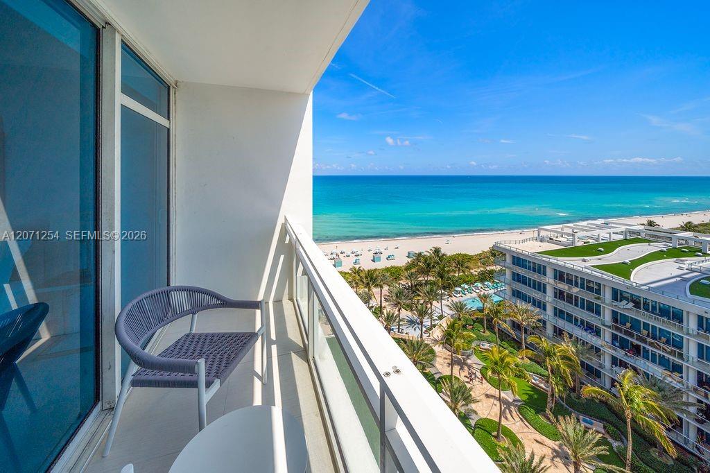 6801 Collins Ave Unit: 1206/1210