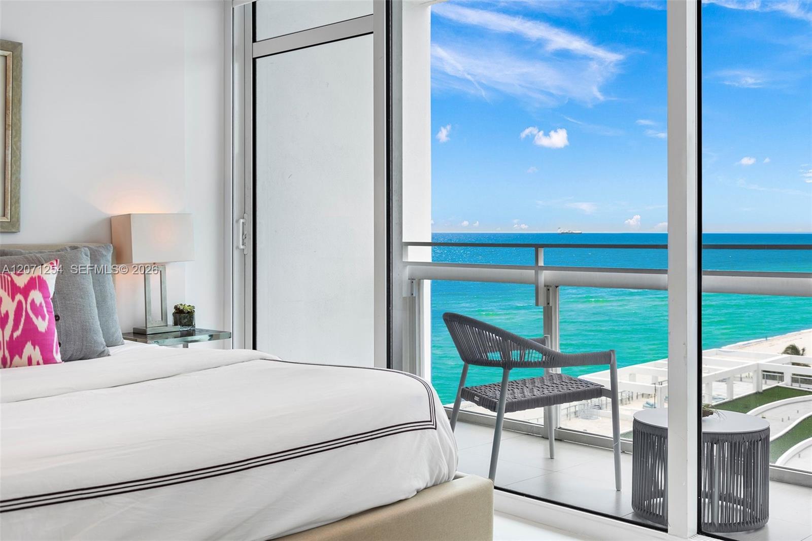 6801 Collins Ave Unit: 1206/1210