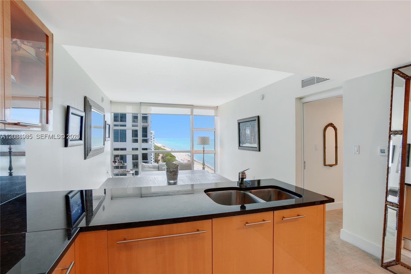 6801 Collins Ave Unit: 1202/1211