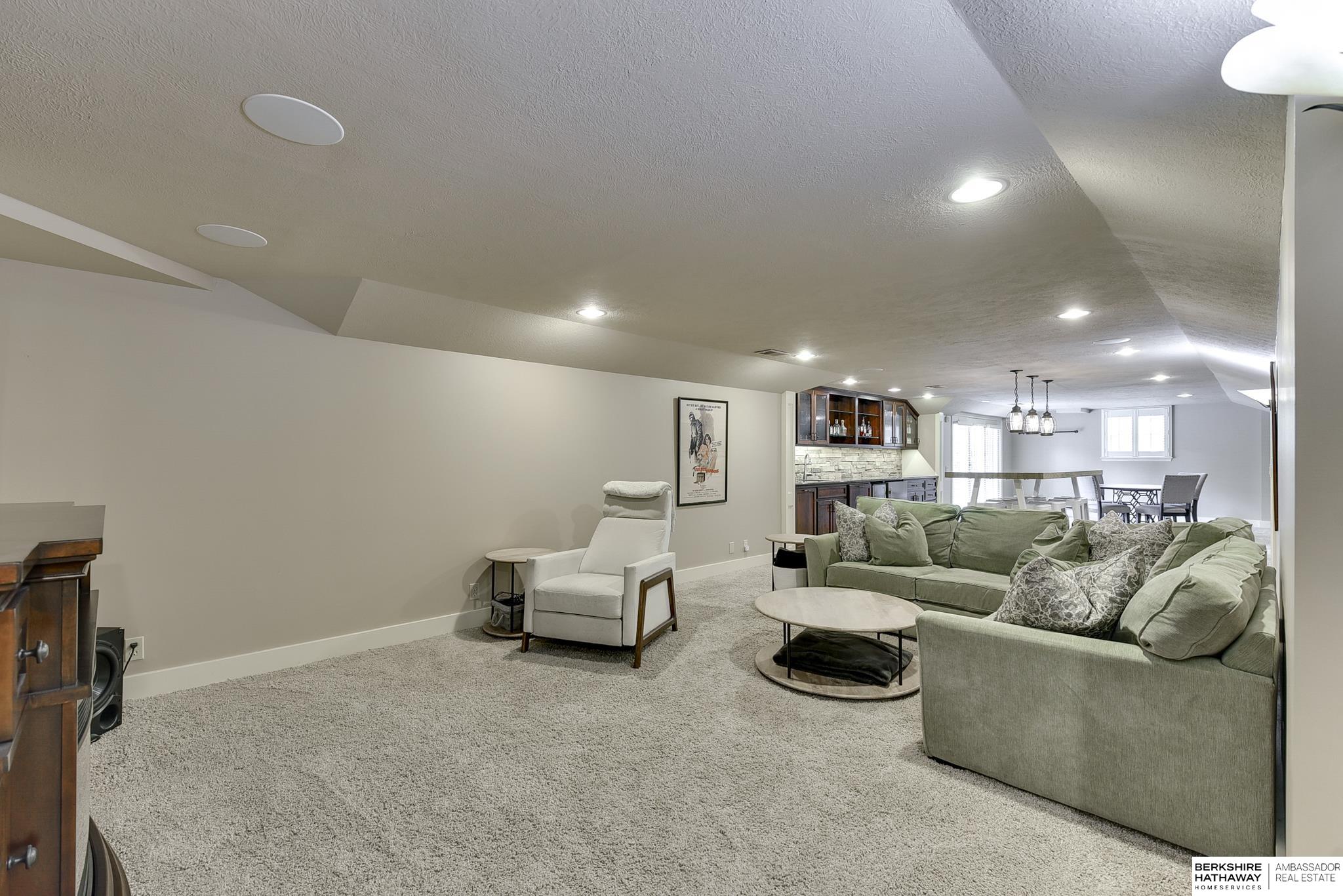 9961 Essex Drive