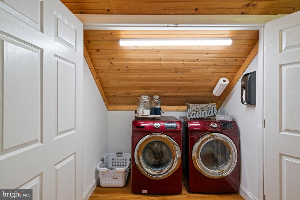 11464 ALUM SPRINGS ROAD