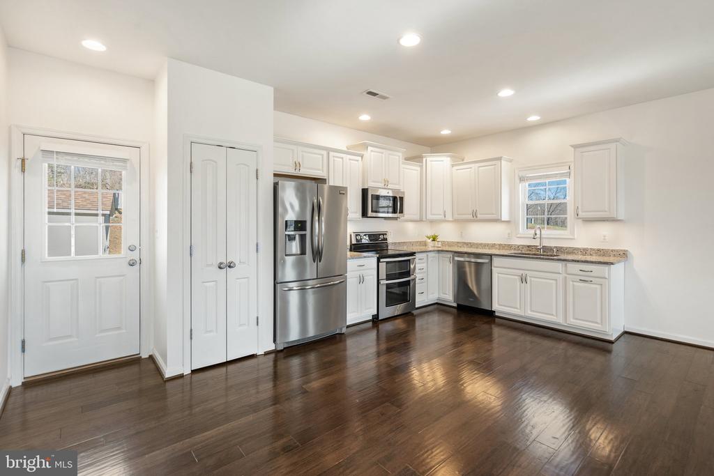 10384 JAMESONS MILL ROAD