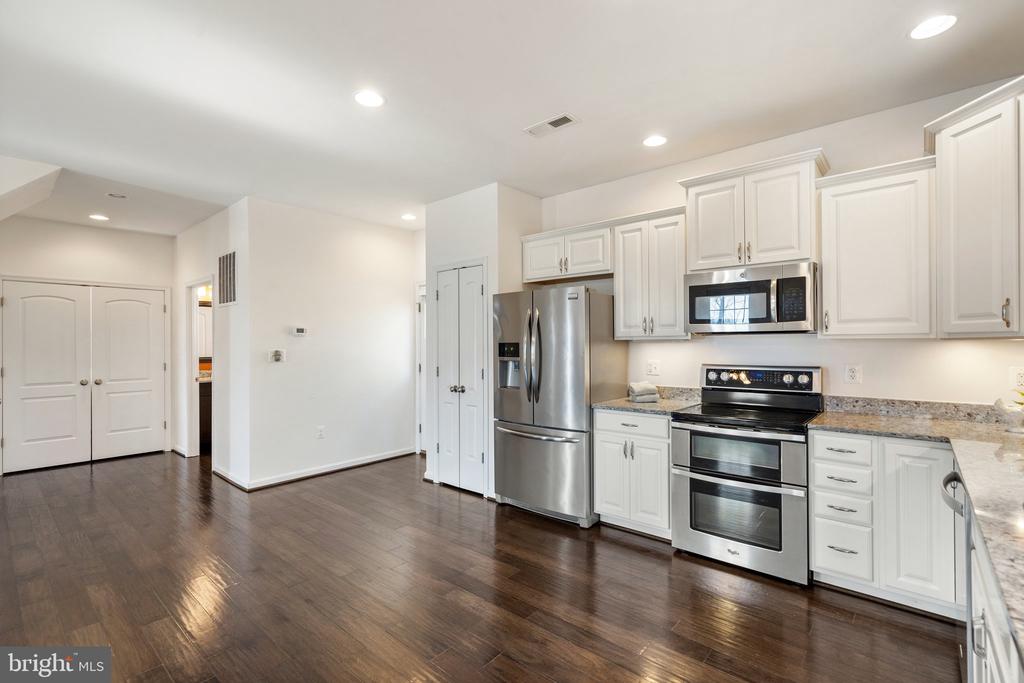 10384 JAMESONS MILL ROAD