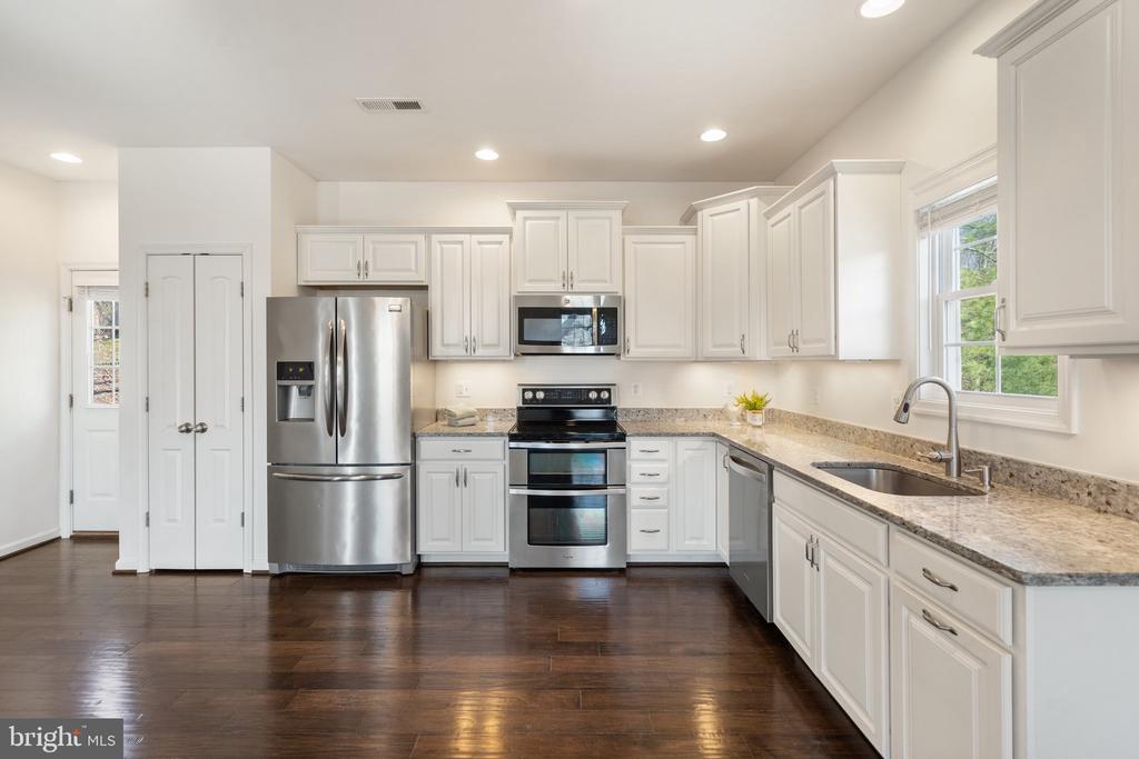 10384 JAMESONS MILL ROAD