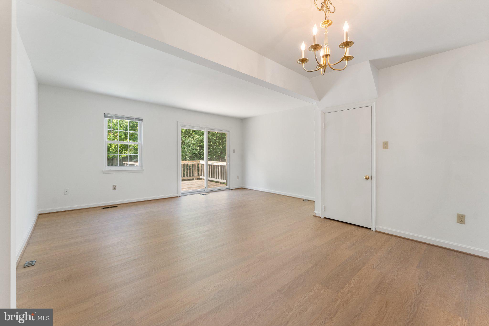 232 FAIRFIELD DRIVE
