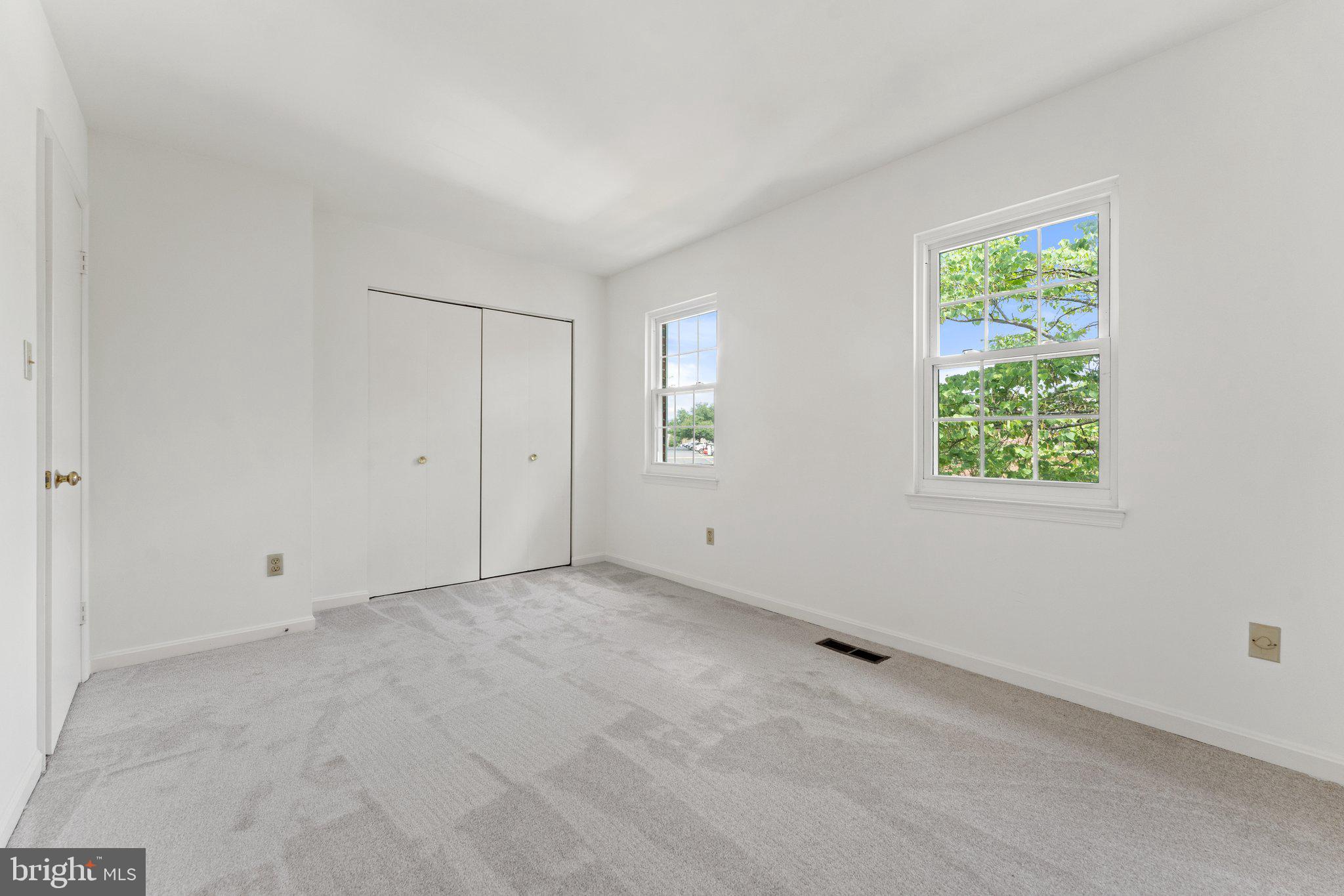 232 FAIRFIELD DRIVE