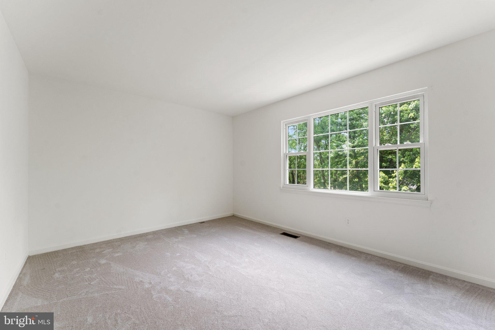 232 FAIRFIELD DRIVE