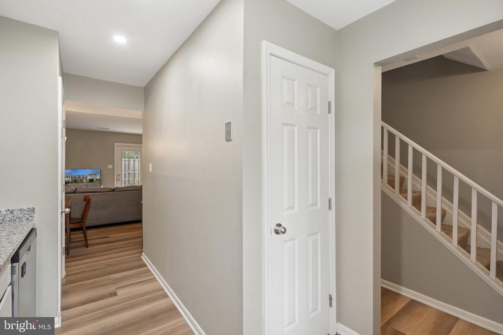 14 KINGSBRIDGE COURT