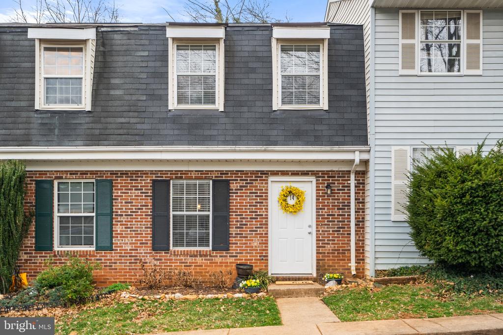 14 KINGSBRIDGE COURT