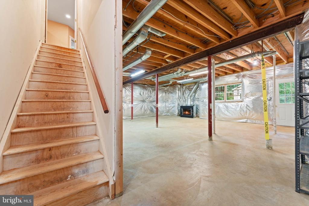 9525 ANGELICA LANE