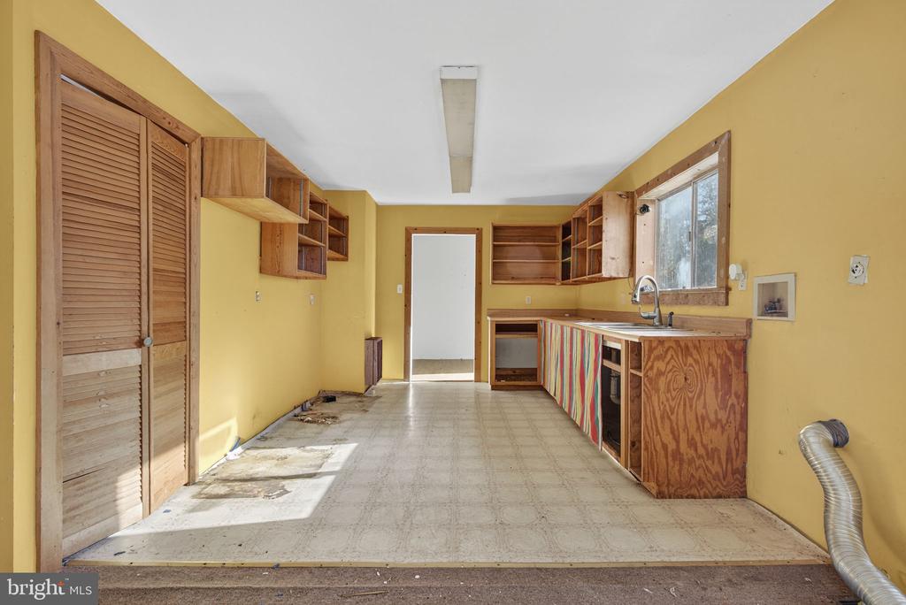 5312 WASHWRIGHT ROAD