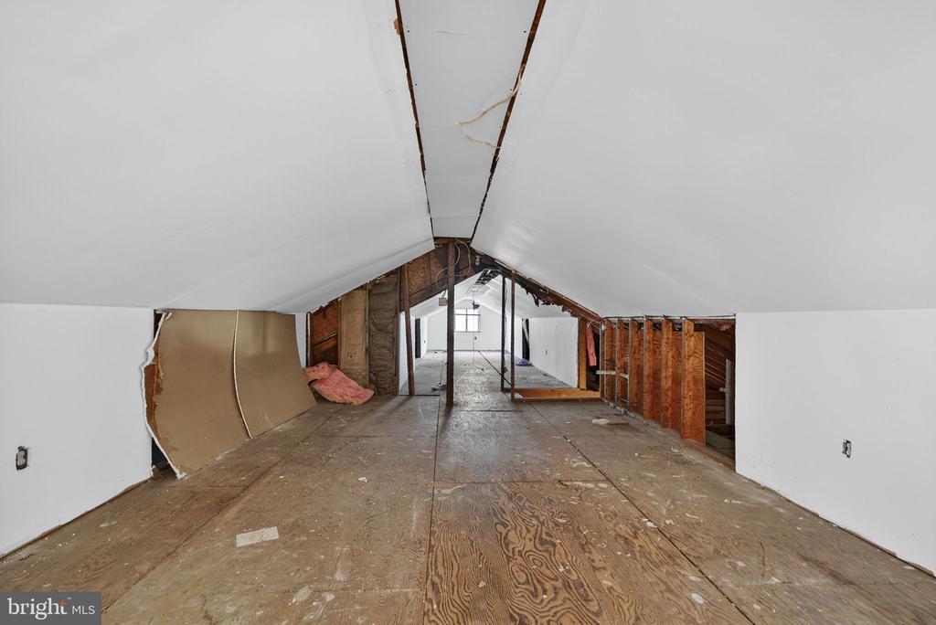5312 WASHWRIGHT ROAD