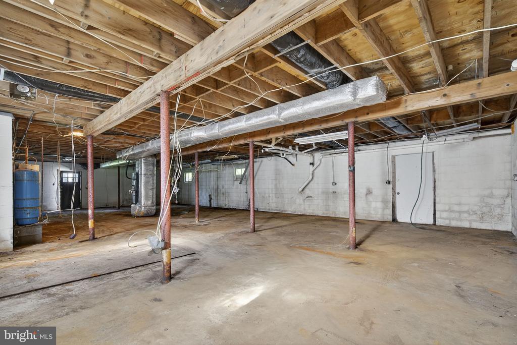5312 WASHWRIGHT ROAD