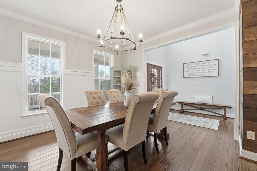 9454 PINEY MOUNTAIN ROAD