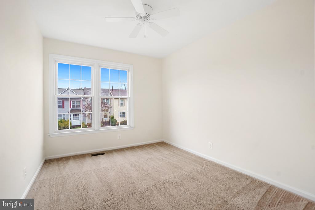 746 ARBOR COURT
