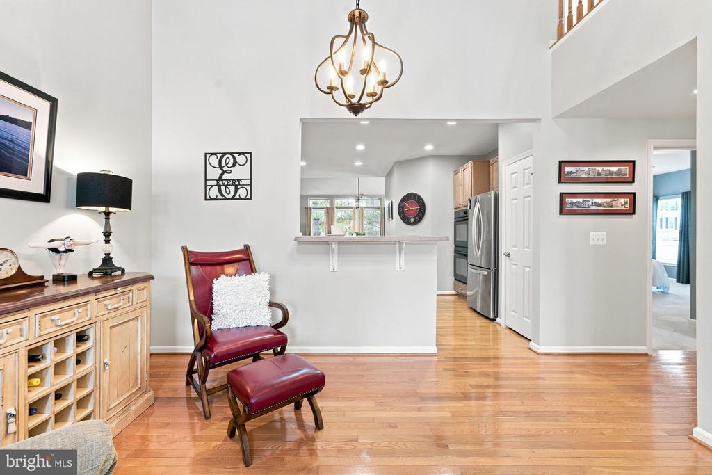249 SAPPHIRE COURT