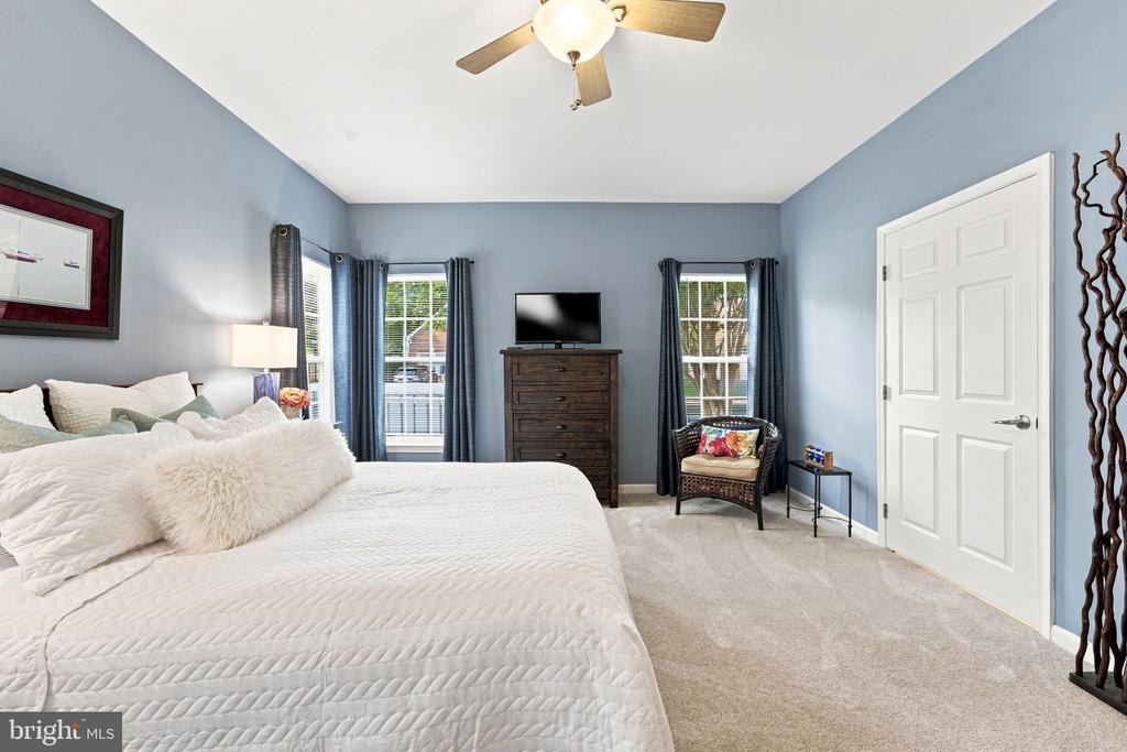 249 SAPPHIRE COURT
